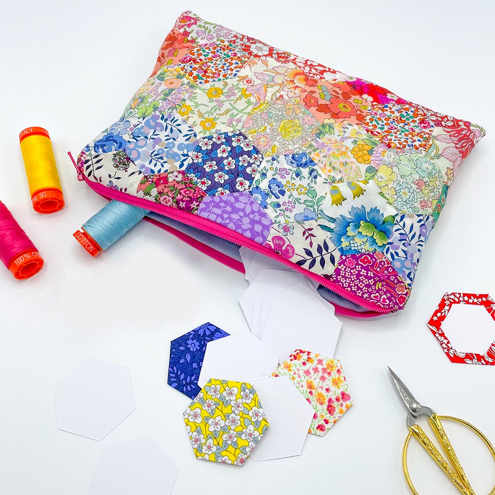 Alice Caroline - Hexagon pouch kit