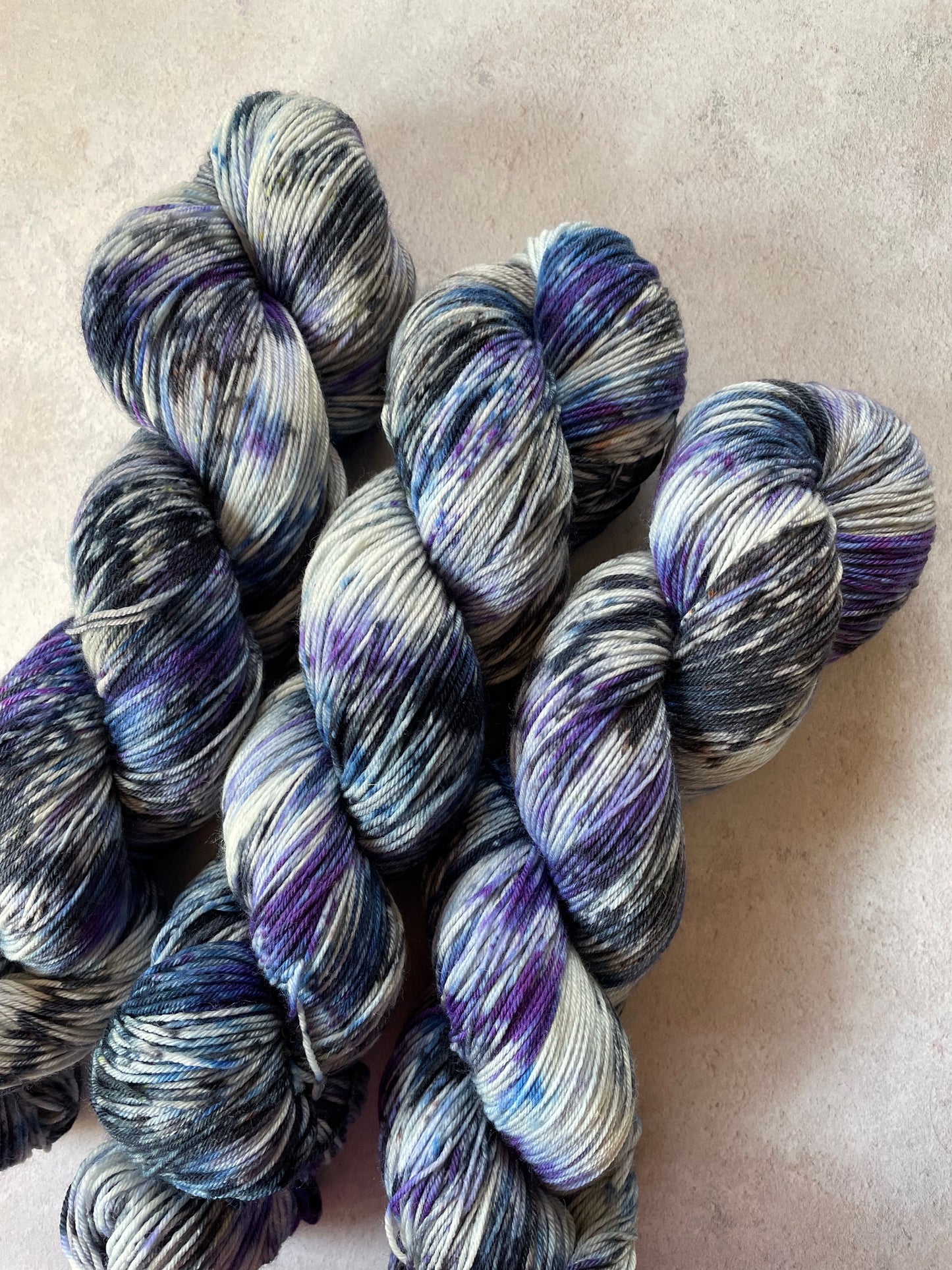 Chim chiminey skeins - Mary Poppins collection - navy violet blue and white